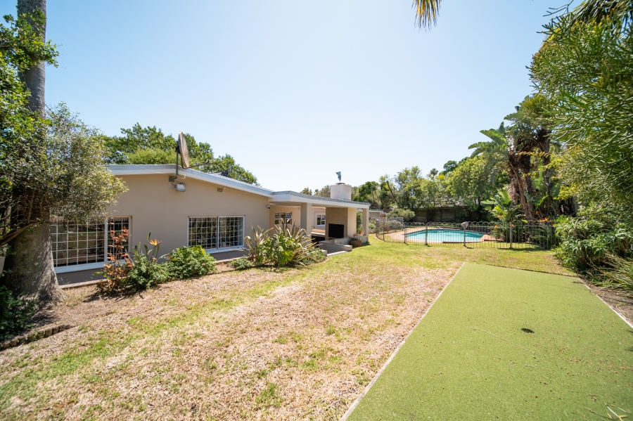 4 Bedroom Property for Sale in Beacon Bay Eastern Cape